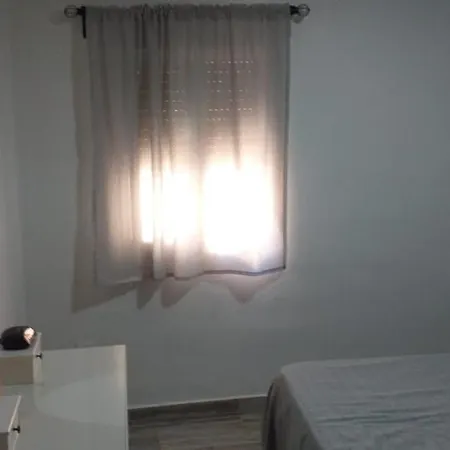 Piso En Zona Varela 公寓